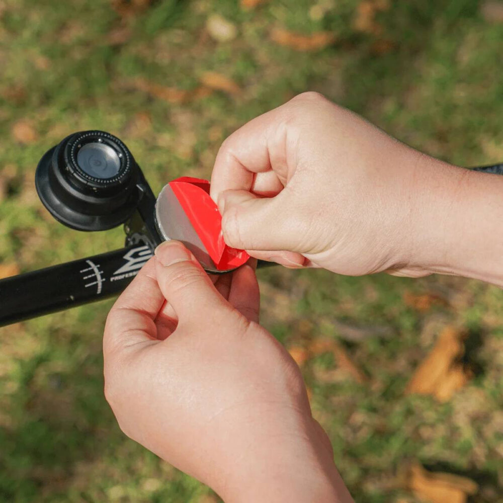 Rychlé spuštění-rukojeť-s-nastavením-a-polstrováním-outplorer-qm02-18.jpg QUICK LAUNCH - Univerzální nálepka pro pouzdro na telefon Outplorer QU01